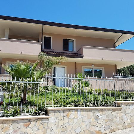 Hotel La Praia Zambrone Esterno foto