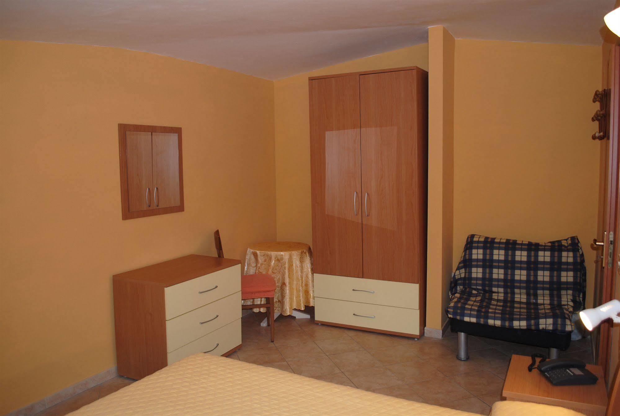 Hotel La Praia Zambrone Esterno foto